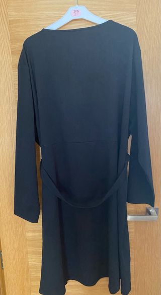 Vestido negro cruzado talla XXXL