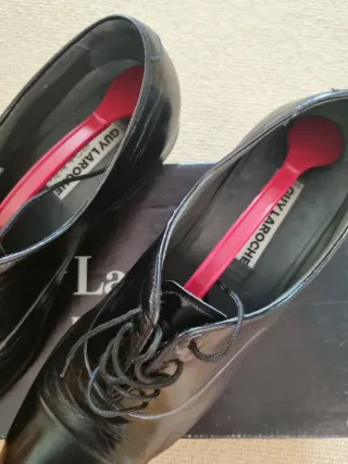 Zapatos Guy Laroche Negros Hombre. PIEL.