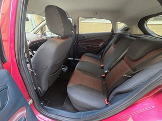 Ford Fiesta 1.6i titanium