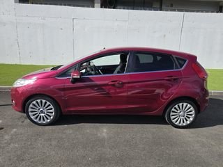 Ford Fiesta 1.6i titanium