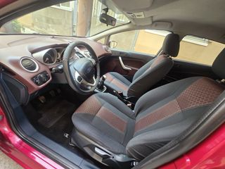 Ford Fiesta 1.6i titanium