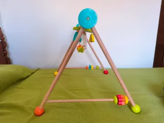 Gimnasio bebé madera