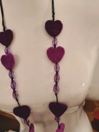 Collana cuori viola e perline