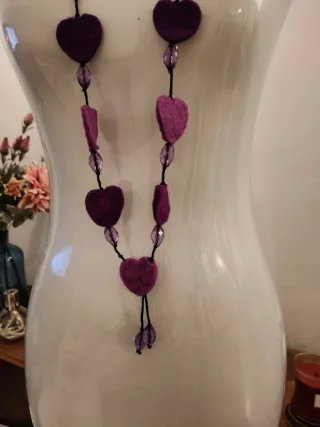 Collana cuori viola e perline