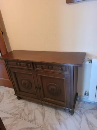 Mueble aparador clásico madera