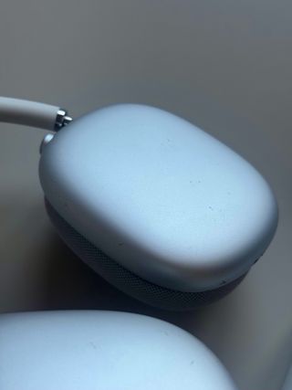 AirPods Max bianche Lightning