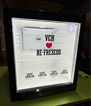 Mini nevera con cristal