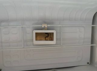 Mini nevera con cristal