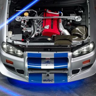 Nissan Skyline R34 Maqueta Coche 1:8 (PRECINTADO)