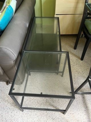 Mesa comedor cristal  6 sillas mas 2 mesas aux