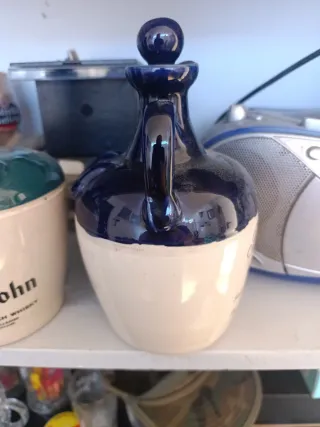 2 Botellas Whisky Cerámica Diseño Antiguo