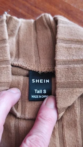 Lote 2 maglioni a collo alto