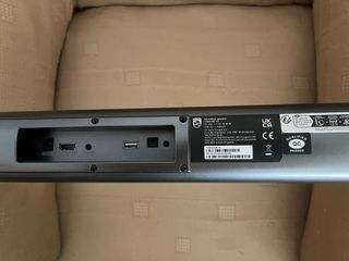 Barra de sonido negra