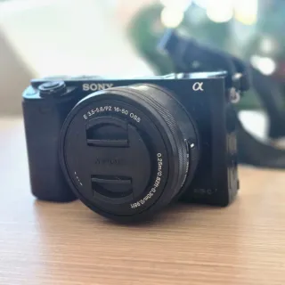 Cámara Sony Alpha a6000
