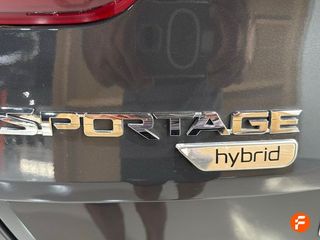 Kia Sportage 1.6 MHEV Business 100kW (136CV) 4x2