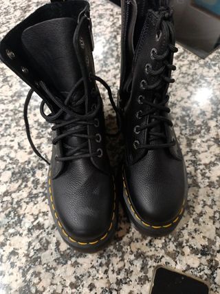 Botas Dr. Martens Talla 37 Piel Lychee