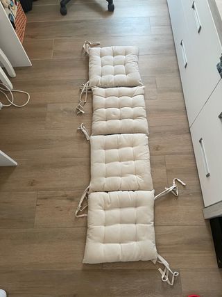 Cojines de tela beige para exterior/interior