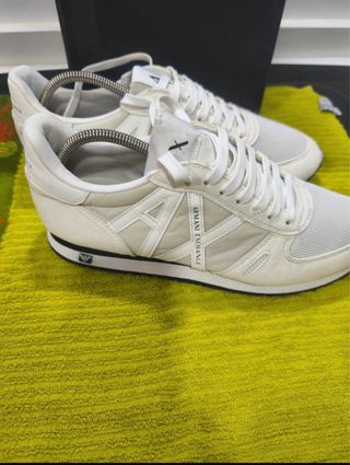 Deportivos Armani Exchange Negros y Blancos