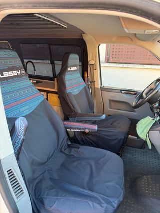 Volkswagen Transporter T5 2004