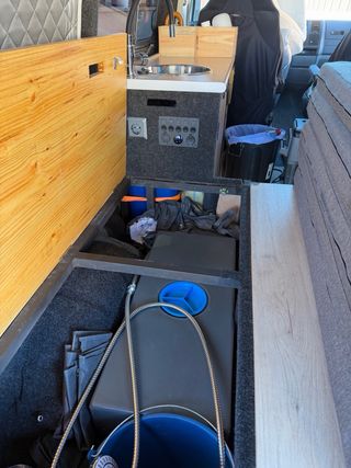 Volkswagen Transporter T5 2004