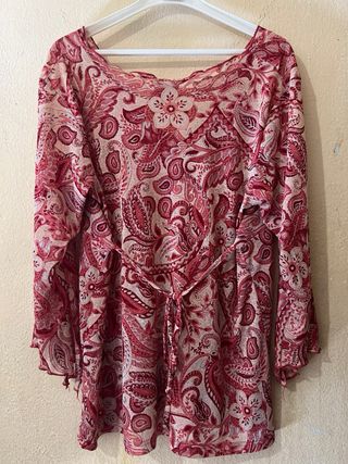 Blusa New Addition Maternity escote cruzado