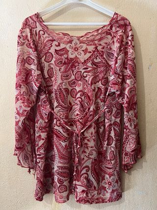 Blusa New Addition Maternity escote cruzado