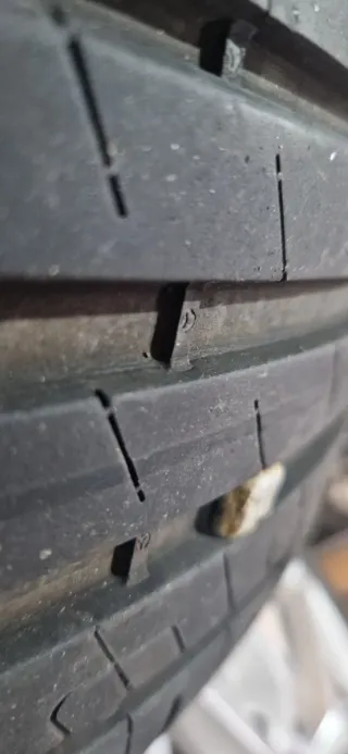 Rueda con Llantas Goodyear
