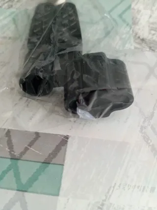 Herramienta cambio cuerdas guitarra