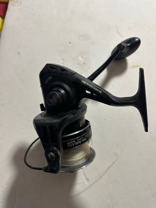 Lote de carretes de pesca