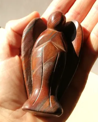 Ángel Guardián de Hierro de Tigre