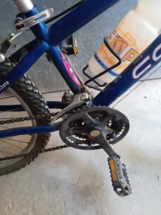 Bicicleta infantil azul Marca Conor XC 36