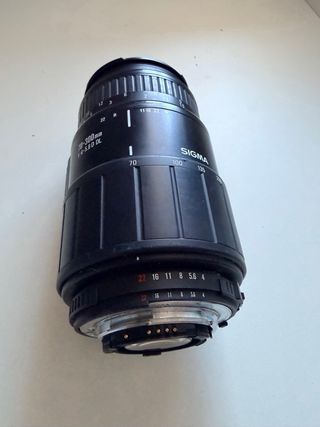 Objetivo Sigma 70-300mm f/4-5.6 D DL