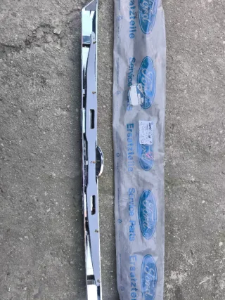 Moldura maletero Ford Focus  Cromada