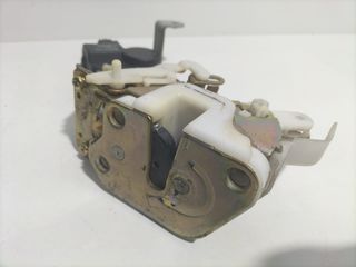 CERRADURA PUERTA TRASERA DERECHA MITSUBISHI MONTERO (V60/V70)