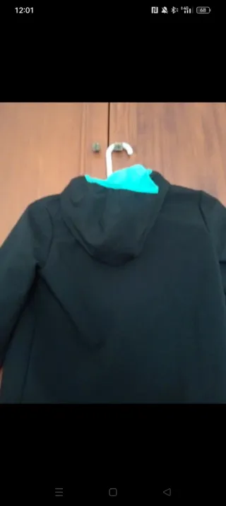 Chaqueta infantil niño negra y turquesa