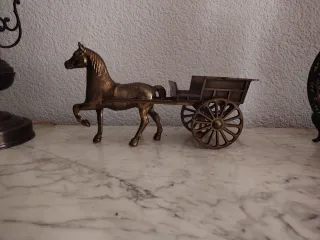Figura caballo y carruaje bronce antigua