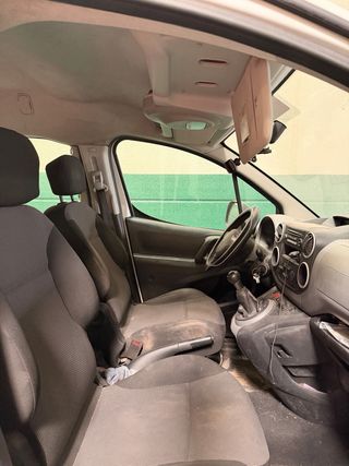 Peugeot Partner 2017 AVERÍA ADBLUE