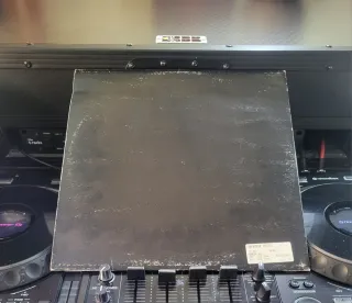 Yulbox - Rubbish Love