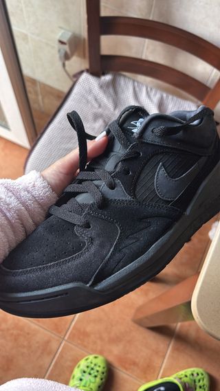 Nike SB Negras Poco Uso