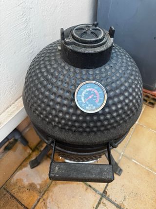 Barbacoa estilo Kamado Cerámica Negra Pequeña