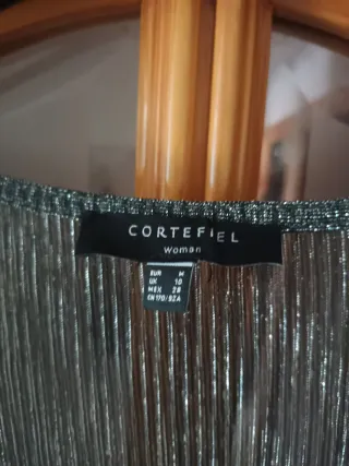 Vestido plateado evento mujer