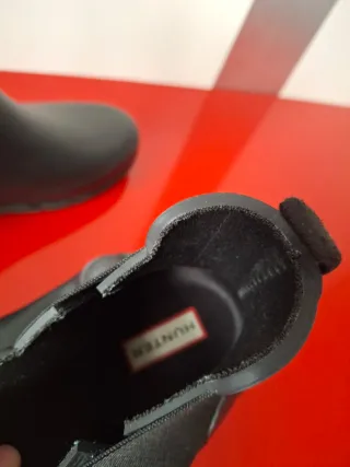 Botín agua Chelsea Hunter Mujer Negras