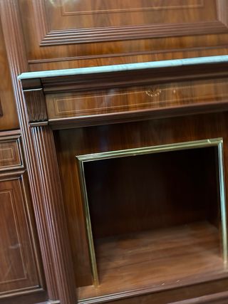 Aparador de salón madera y cristal