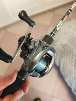 Carrete Shimano chronarch 151 y caña Cinnetic