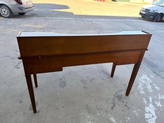 Consola/Mueble de madera con cajones
