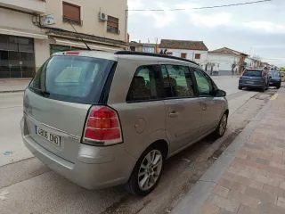 Opel Zafira 2006