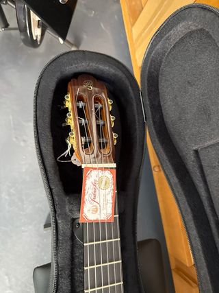 Estuche ARMOUR guitarra clasica 4/4
