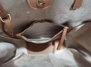 Bolso tote Polène Cyme grande de mano