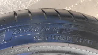 Neumático Michelin Pilot Sport 4,  245/40 ZR18 92Y