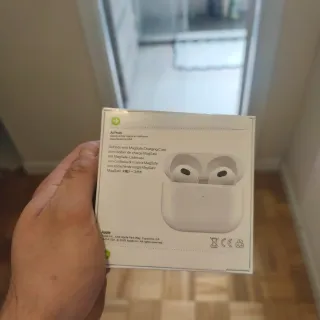 Apple AirPods 3ª Gen MME73RU/A